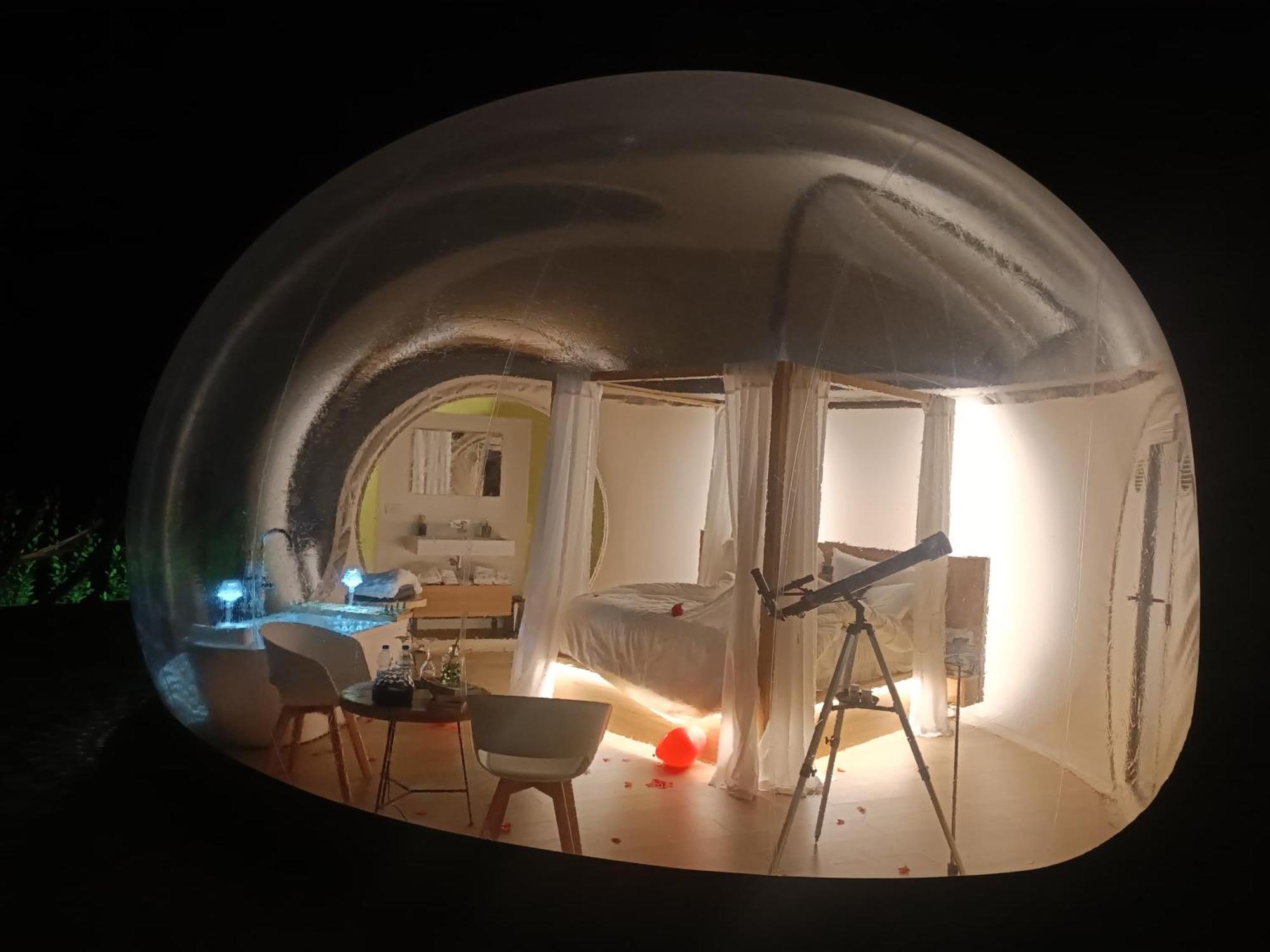 Bubble Room Puglia Villa Bautier Bubblenights Чериньола Екстериор снимка